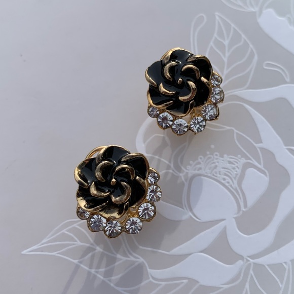 Black & Gold Roses Clear Crystal Fringe Earrings - Picture 2 of 10